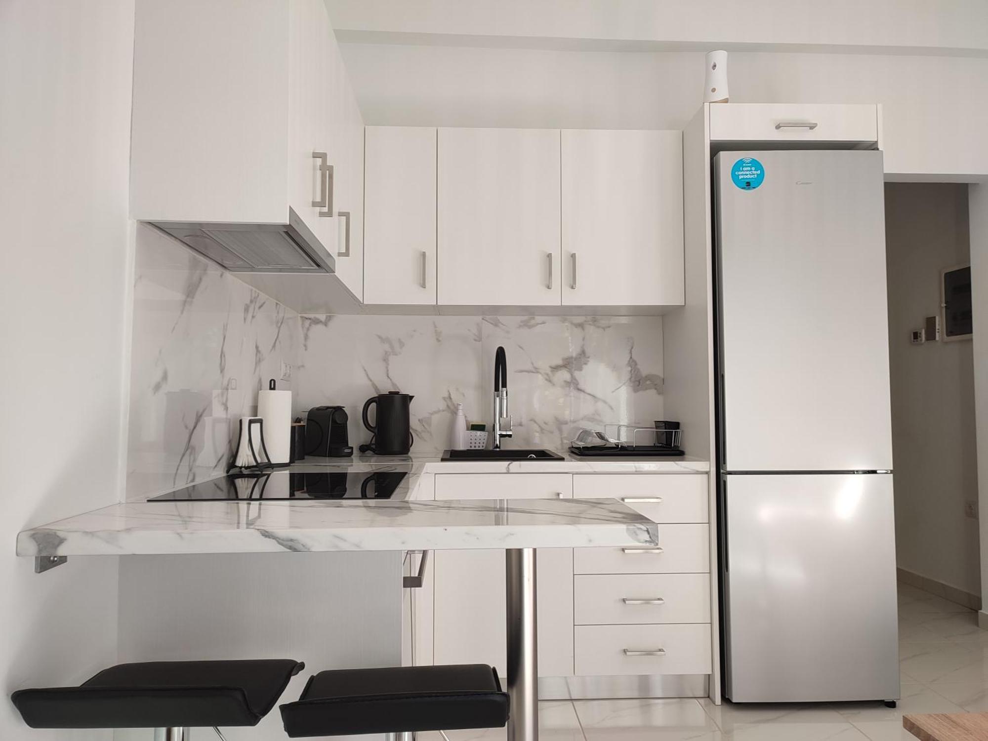 Elegant & Modern Apartment Near To Athens Riviera Pireu Exterior foto